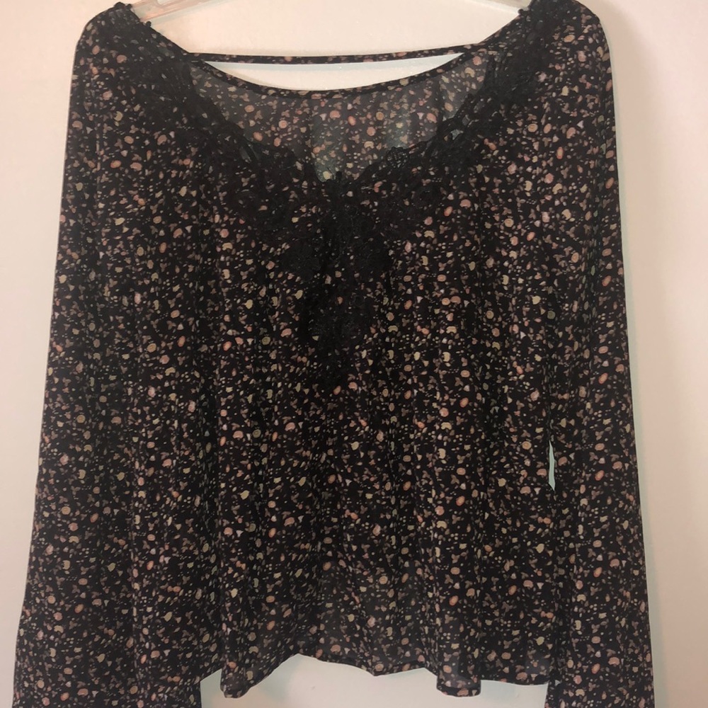 3/$20 BLU-PEPPER Vintage Black Brown Flowered High Low Blouse. - Picture 5 of 8